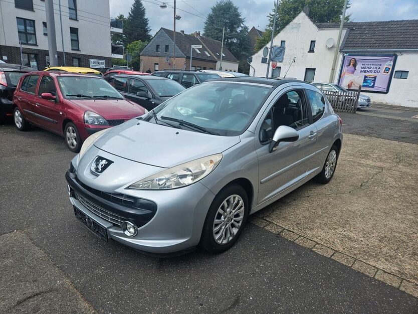 Peugeot 207 98.999 km 3.999 € Krefeld 47807