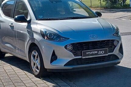 Hyundai i10 4.975 km 12.990 &euro; Duisburg 47269