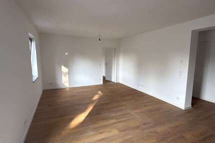 Wohnung zum Mieten in Krefeld 1.060 € 85 m² 4 zimmer