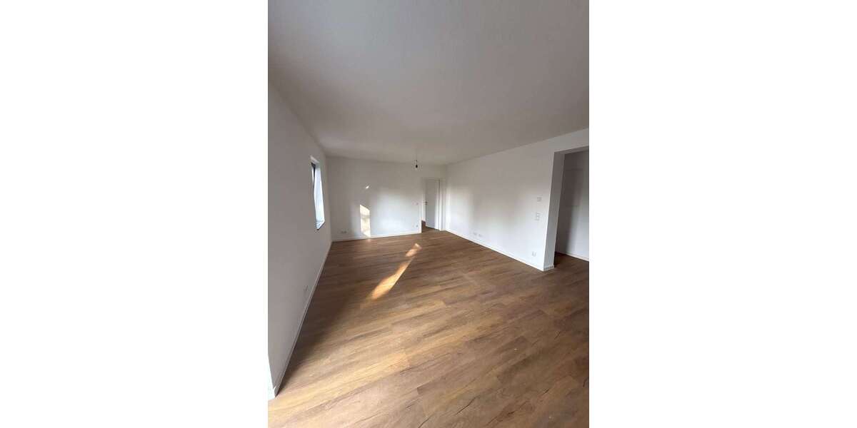 Wohnung zum Mieten in Krefeld 1.060 € 85 m² 4 zimmer