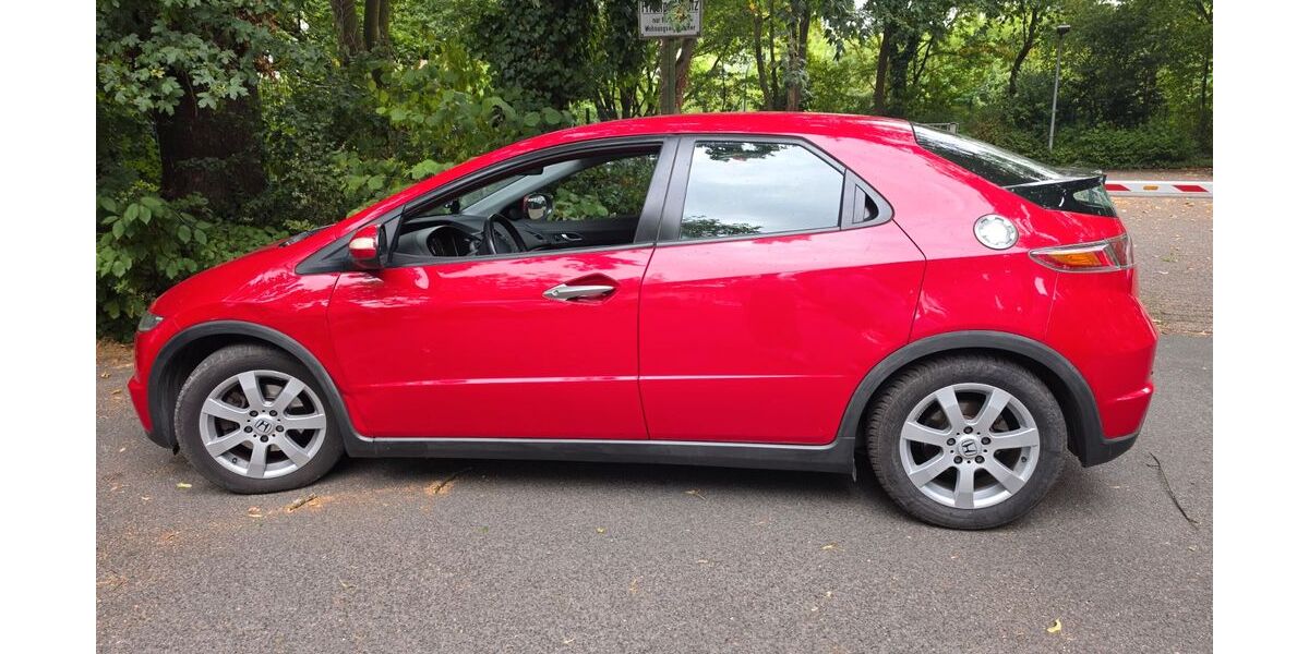 Honda Civic 150.000 km 7.000 &euro; Dinslaken 46535