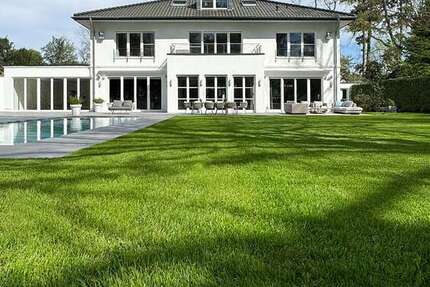 Haus zum Kaufen in Meerbusch 6.200.000 € 825 m² 12 zimmer