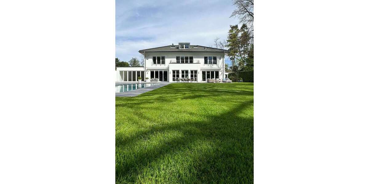 Haus zum Kaufen in Meerbusch 6.200.000 € 825 m² 12 zimmer