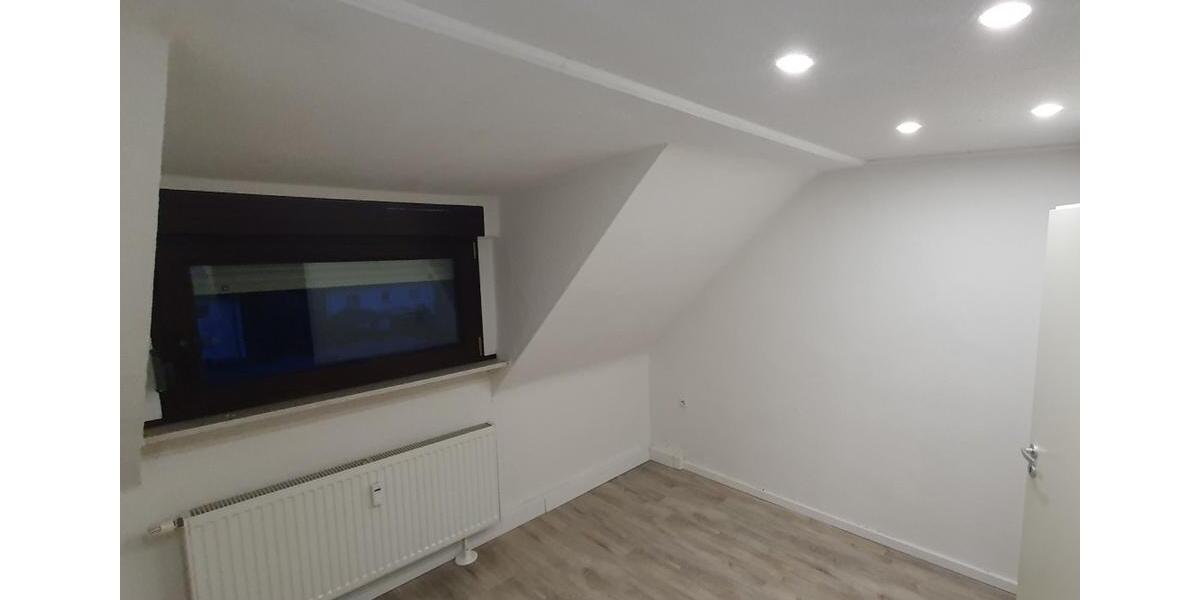 Attraktive, modernisierte Wohnung in ruhiger Lage – ab 1.3.26 2.5 zimmer