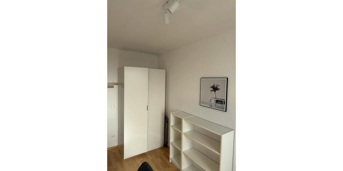 Etagenwohnung Mülheim an der Ruhr Linksruhr - 1 Zimmer, 11 m&sup2;, 380&euro; | Angebot:25632992