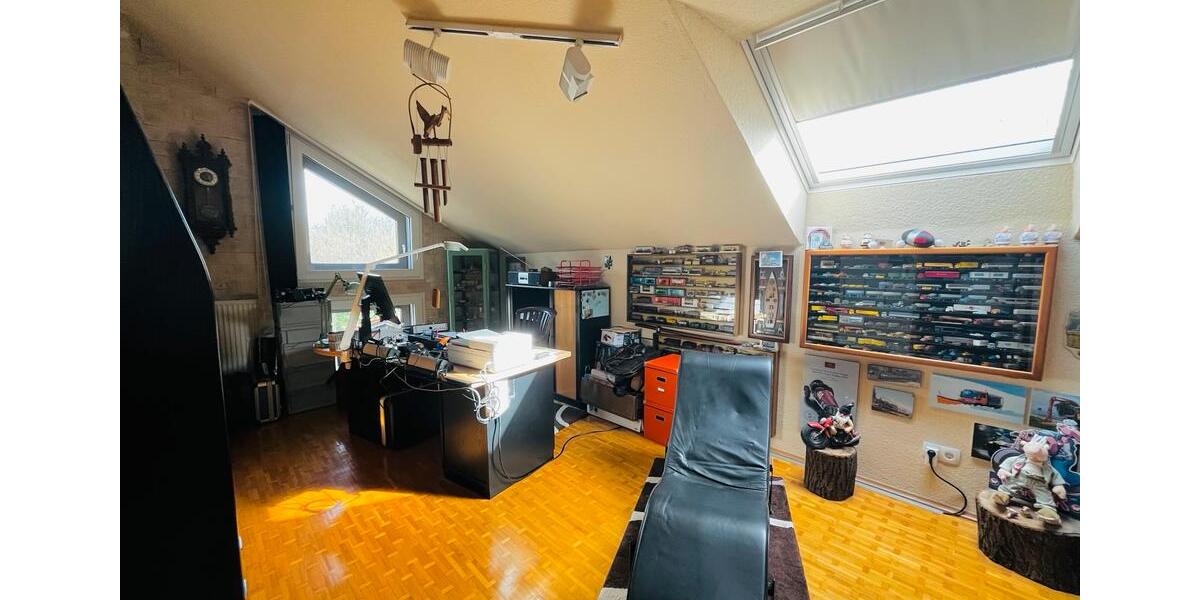 Einfamilienhaus Dinslaken Hiesfeld - 6 Zimmer, 166 m&sup2;, 729.000&euro; | Angebot:26165889