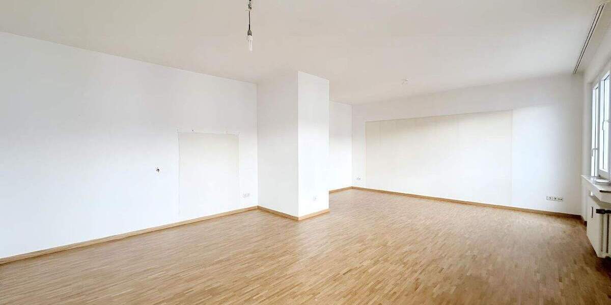 SANIERTE 2-ZIMMERWOHNUNG IN DER STADTMITTE ZU MIETEN! 2 zimmer