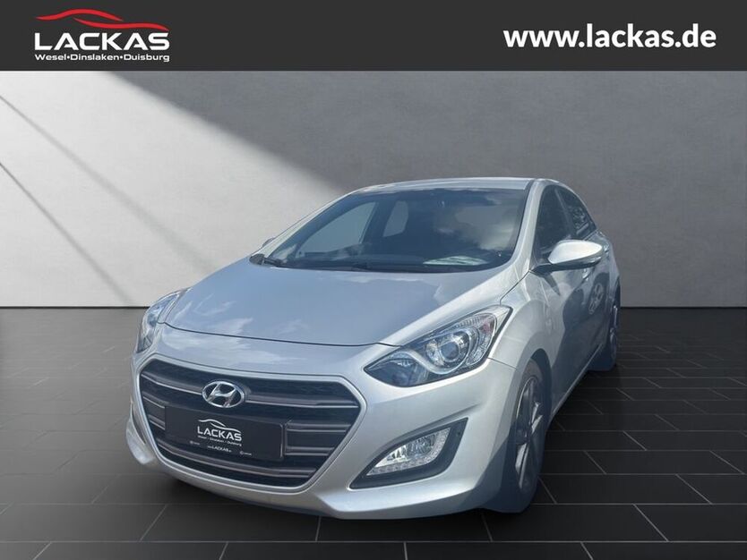 i30
