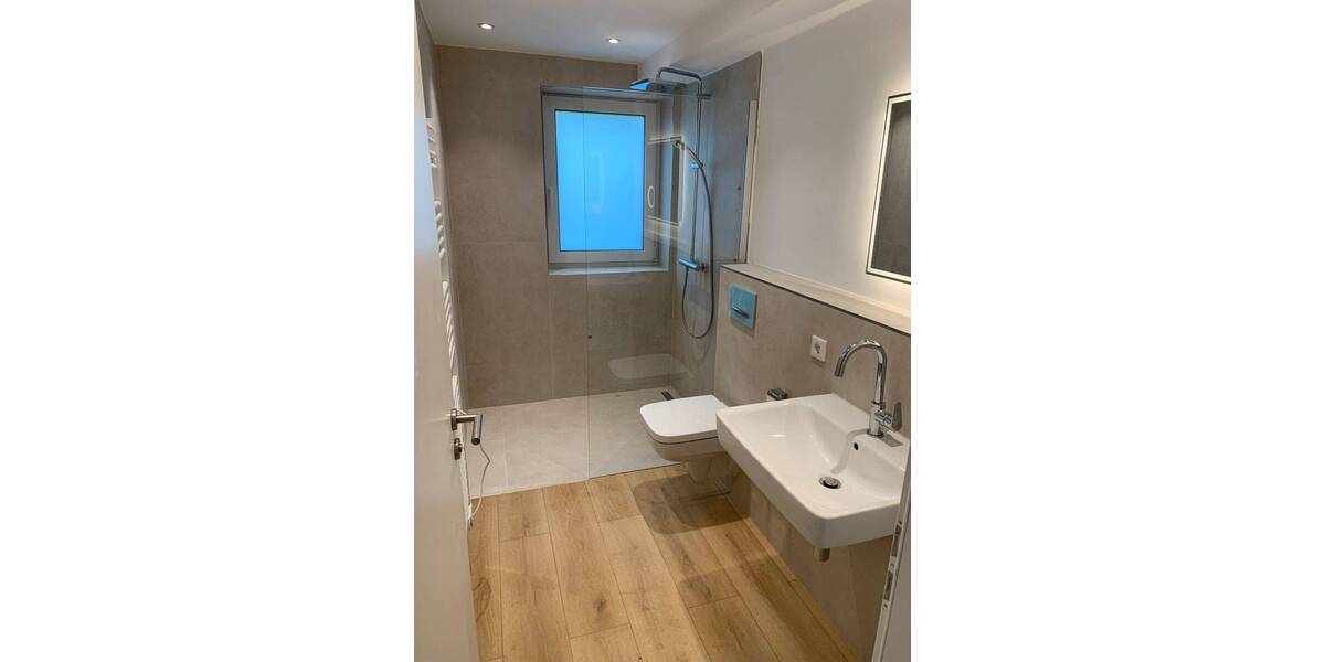 Etagenwohnung Ratingen Zentrum - 2 Zimmer, 54 m&sup2;, 375.000&euro; | Angebot:26902554