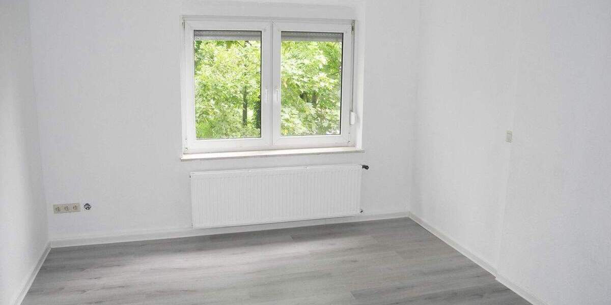 Etagenwohnung Herne Wanne - 2 Zimmer, 70 m&sup2;, 500&euro; | Angebot:25371004