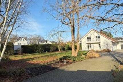 Haus zum Mieten in Meerbusch 9.300 € 300 m² 8 zimmer