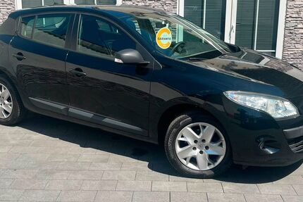 Renault Megane 147.000 km 3.490 &euro; Oberhausen 46145