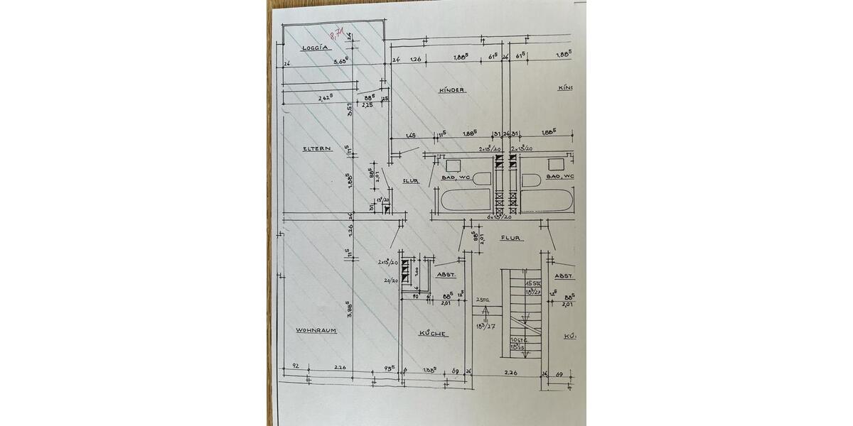 Moderne Wohnung in guter Lage von Buer zimmer