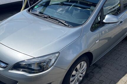 Opel Astra 144.324 km 5.590 &euro; Essen 45329