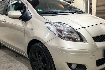 Daihatsu Charade 92.366 km 4.000 &euro; Voerde 46562