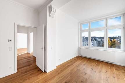 Wohnung zum Kaufen in Düsseldorf 499.000 € 77.49 m² 2 zimmer