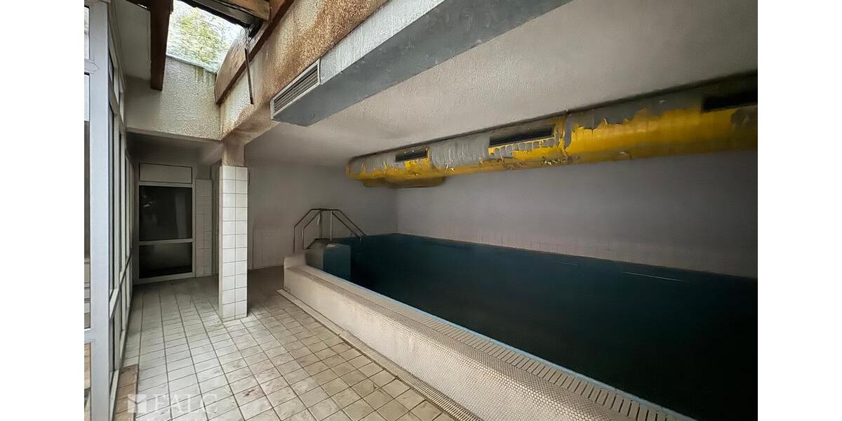 Gewerbeeinheit mit großem Potenzial – Ehemals als Bäder-Rehazentrum genutzt zimmer