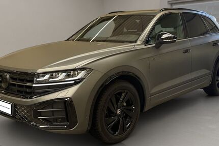 VW Touareg 17.428 km 67.910 &euro; Krefeld 47805