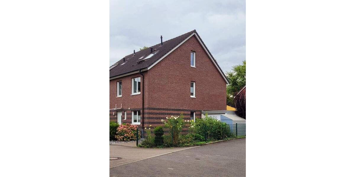 RESERVIERT! ..Alles zu Fuß zu erreichen, geräumiges Haus 4 zimmer