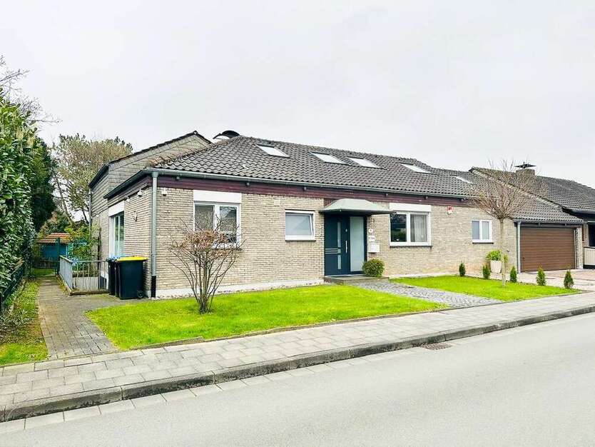 Haus zum Kaufen in Moers 795.000 € 167.21 m²
