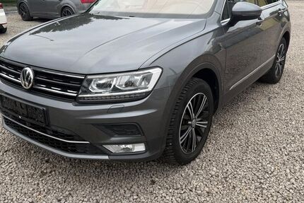 VW Tiguan 135.000 km 20.900 € Dinslaken 46539