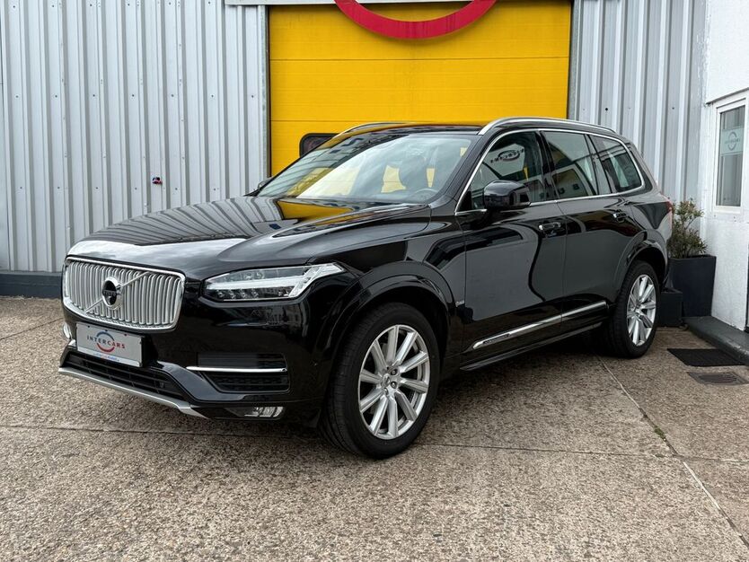 Volvo XC90 214.000 km 20.900 € Krefeld 47799
