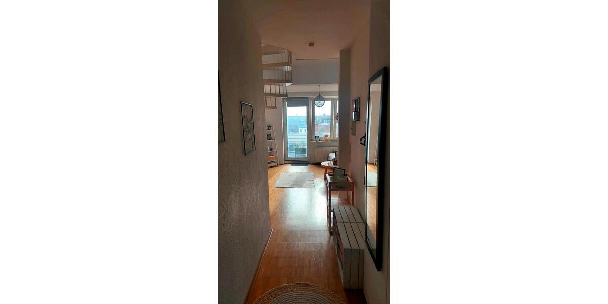Dachgeschoßwohnung Ratingen Tiefenbroich - 3 Zimmer, 55 m&sup2;, 930&euro; | Angebot:26152421
