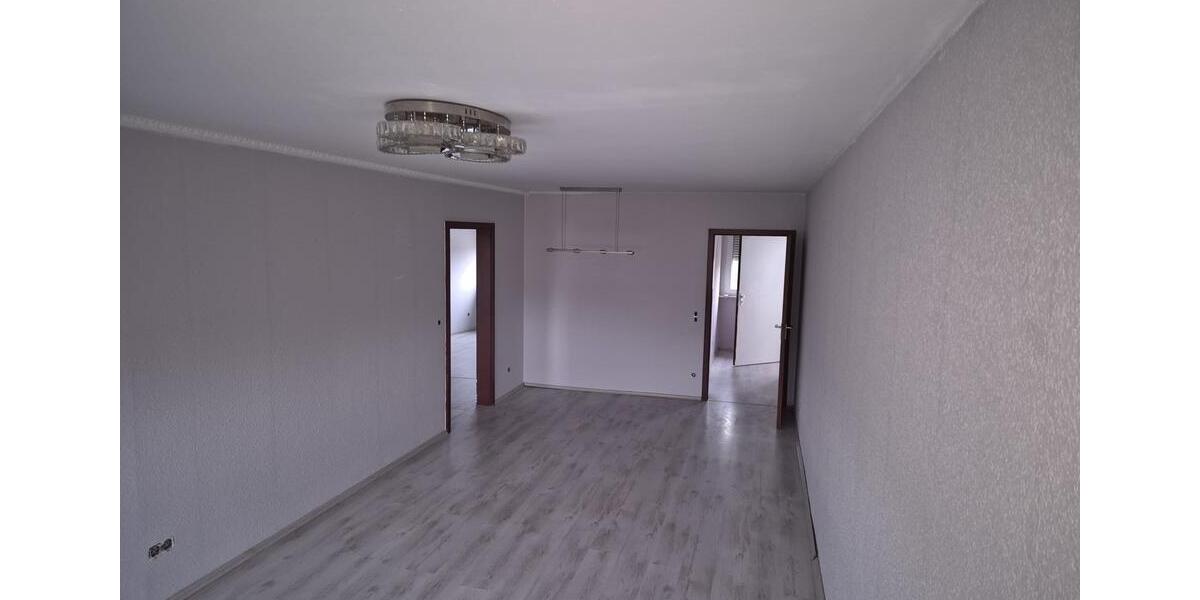 Etagenwohnung Oberhausen Biefang - 3.5 Zimmer, 75 m&sup2;, 620&euro; | Angebot:25523355