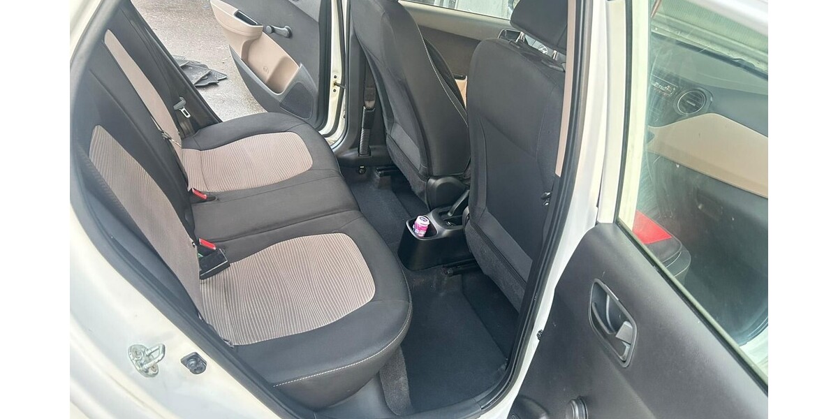 Hyundai i10 65.000 km 4.500 &euro; Essen 45121