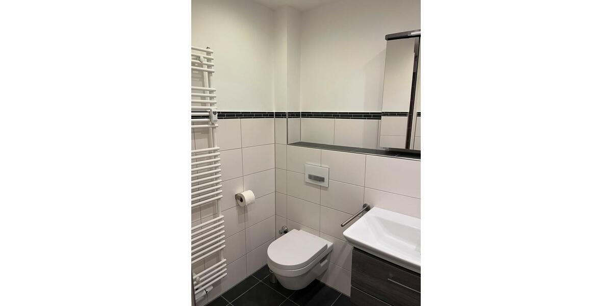 Etagenwohnung Mülheim an der Ruhr Broich - 2 Zimmer, 63 m&sup2;, 900&euro; | Angebot:26270989