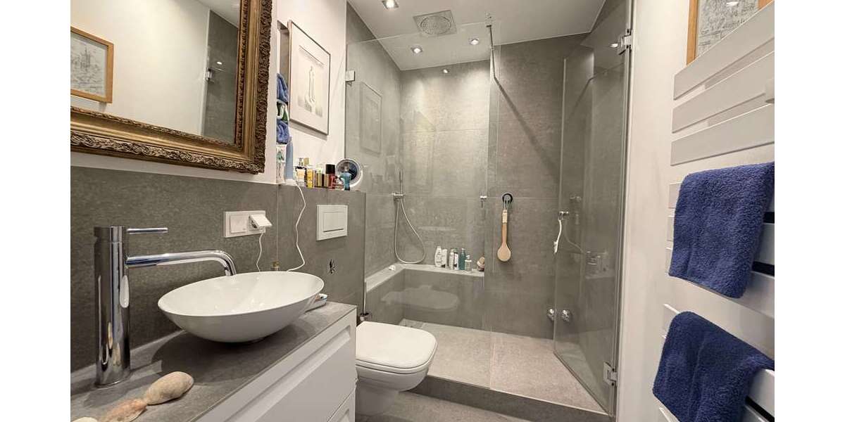 Wohnung zum Kaufen in Düsseldorf 549.000 € 81.9 m² 3.5 zimmer