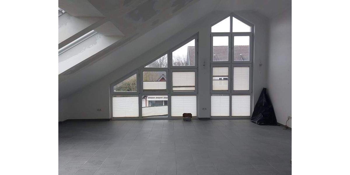 Etagenwohnung Gladbeck Mitte - 3 Zimmer, 134 m&sup2;, 1.200&euro; | Angebot:24247300