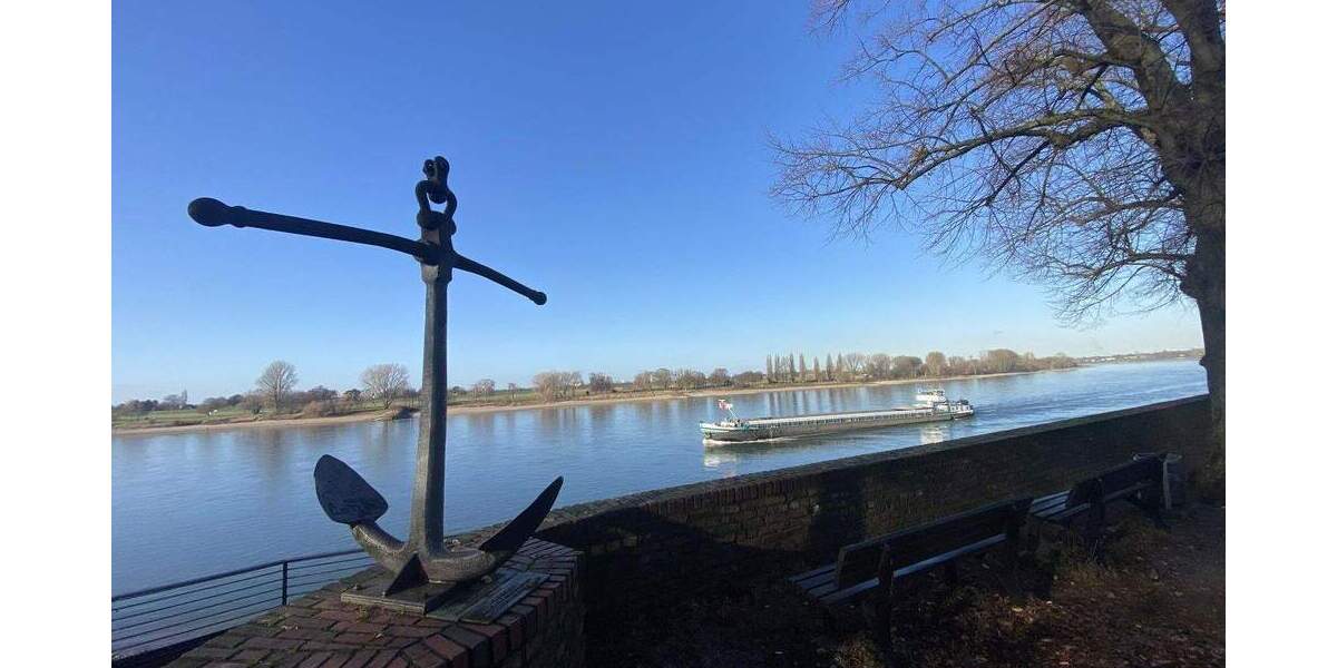 Provisionsfrei: Niedrigenergiehaus, bezugsfertig in Düsseldorf-Kalkum, Süd-West-Lage 3 zimmer