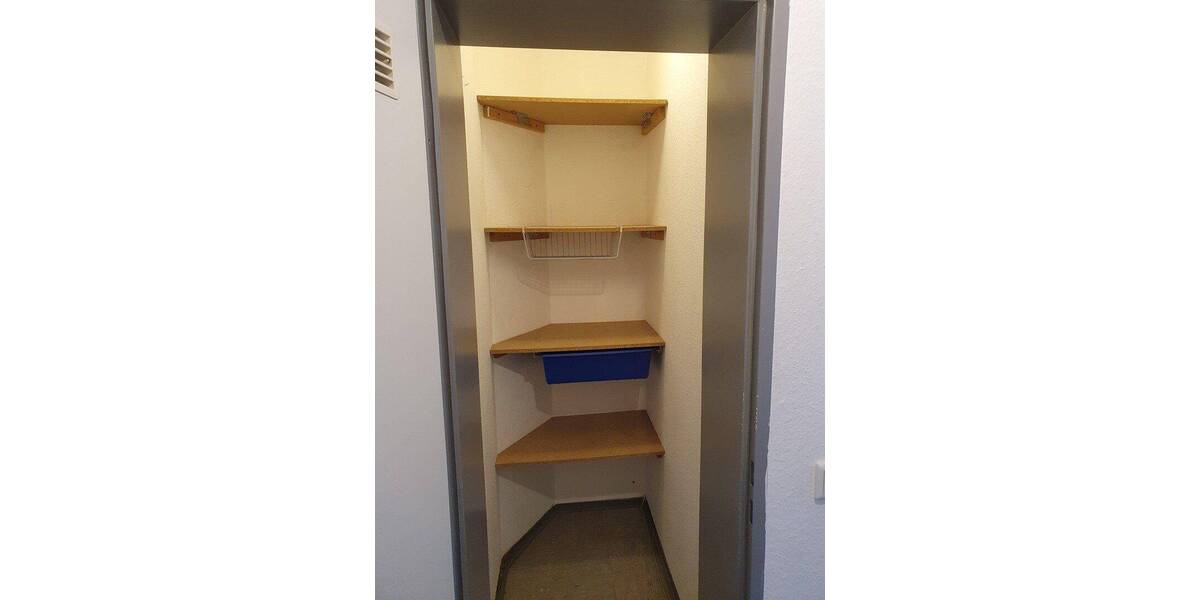 Etagenwohnung Krefeld Cracau - 3 Zimmer, 75 m&sup2;, 249.000&euro; | Angebot:26885023