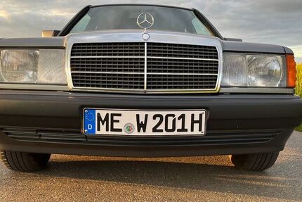 Mercedes 190