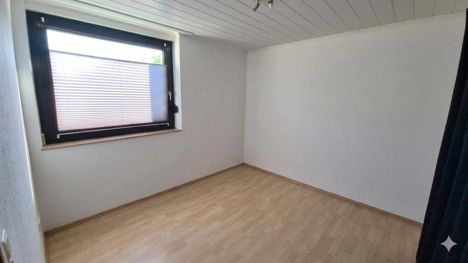 Etagenwohnung Krefeld Fischeln - 3 Zimmer, 67 m&sup2;, 169.500&euro; | Angebot:26705263