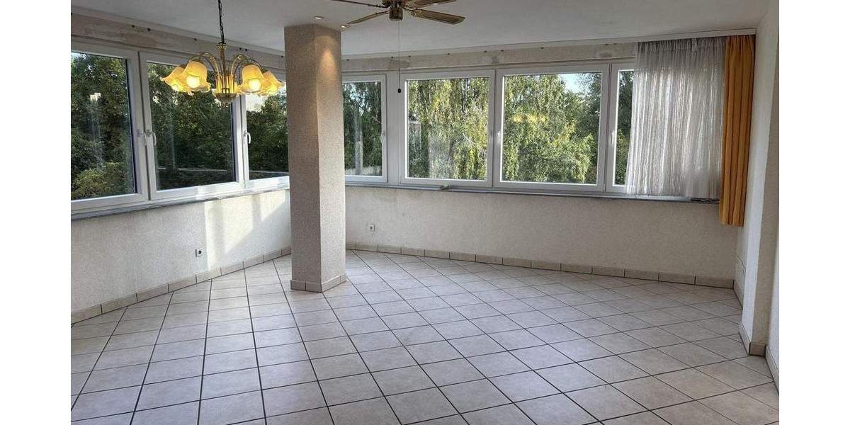 Etagenwohnung Krefeld Inrath/Kliedbruch - 4 Zimmer, 100 m&sup2;, 150.000&euro; | Angebot:25390317