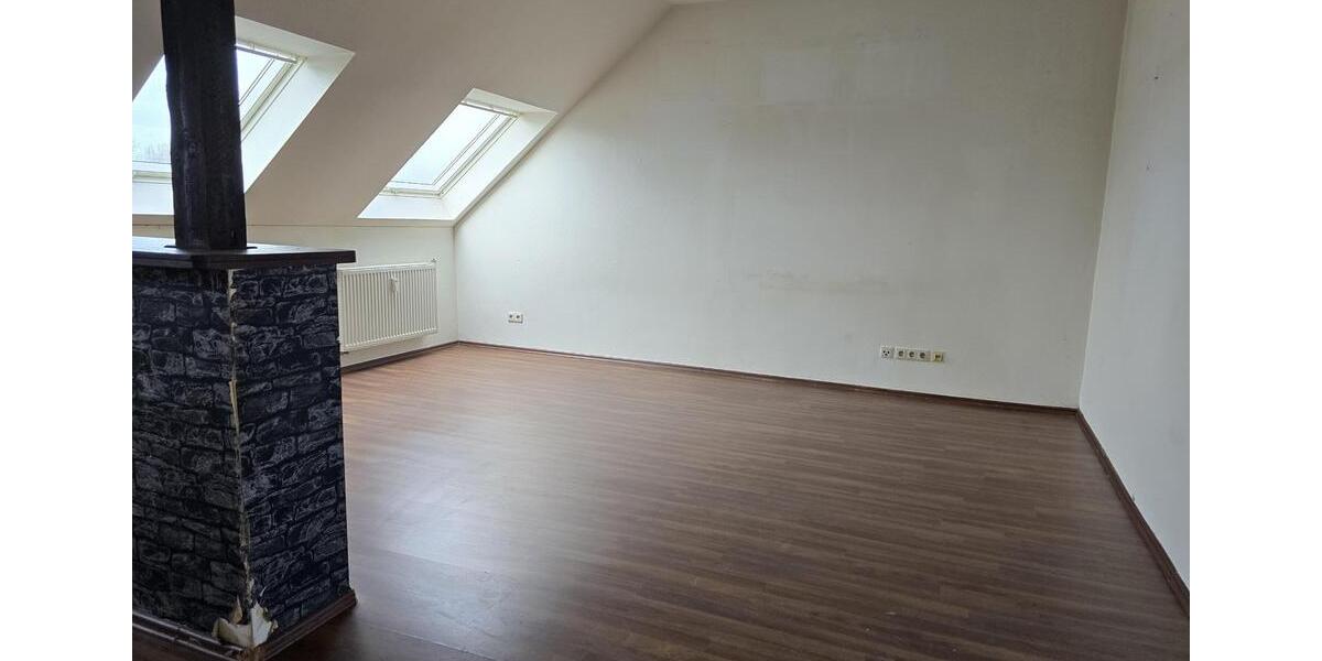 Dachgeschoßwohnung Herne Wanne-Bickern - 3 Zimmer, 75 m&sup2;, 680&euro; | Angebot:24741182