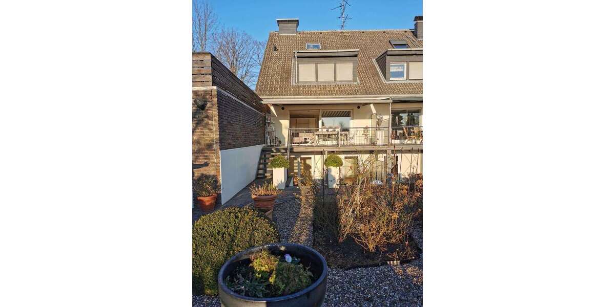 Etagenwohnung Moers Rheinkamp - 3 Zimmer, 120 m&sup2;, 299.000&euro; | Angebot:23772052