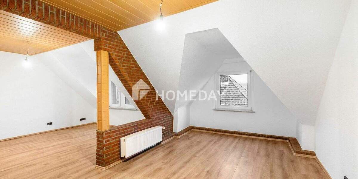 Etagenwohnung Duisburg Marxloh - 3 Zimmer, 106 m&sup2;, 99.000&euro; | Angebot:25373572