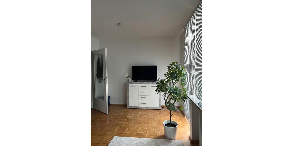 Etagenwohnung Ratingen - 1 Zimmer, 25 m&sup2;, 660&euro; | Angebot:25408499