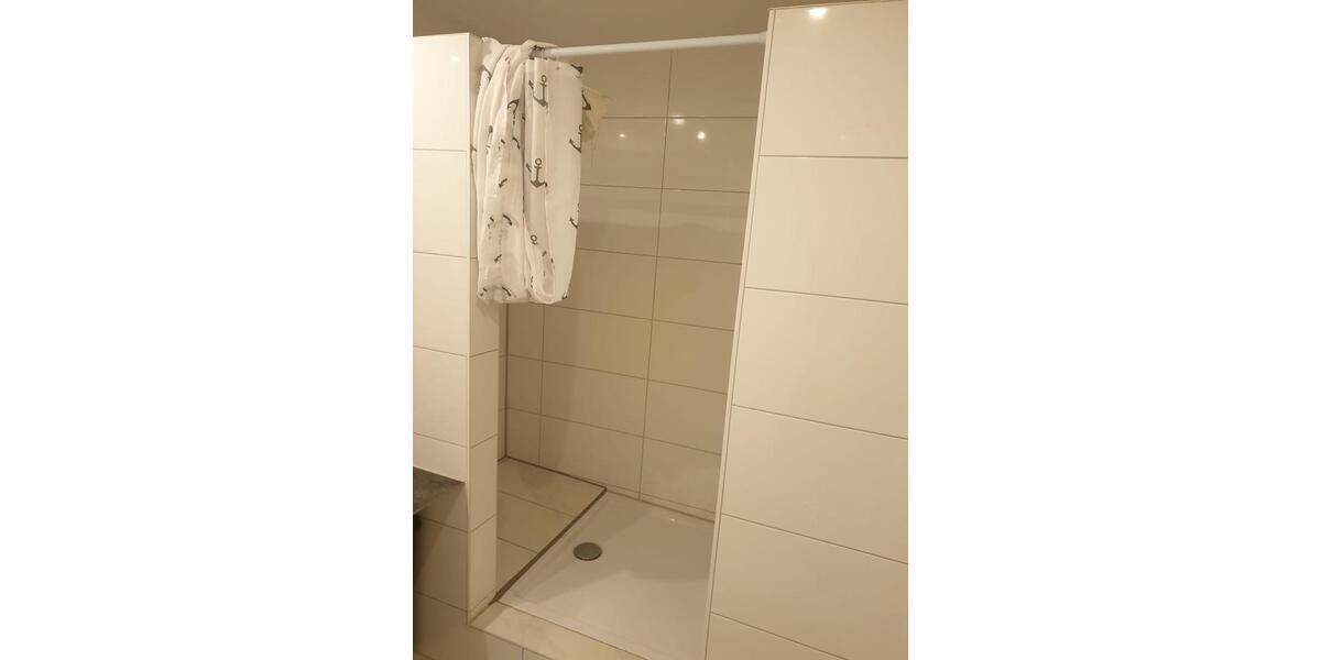 Etagenwohnung Krefeld Benrad - 4 Zimmer, 100 m&sup2;, 1.300&euro; | Angebot:25514427