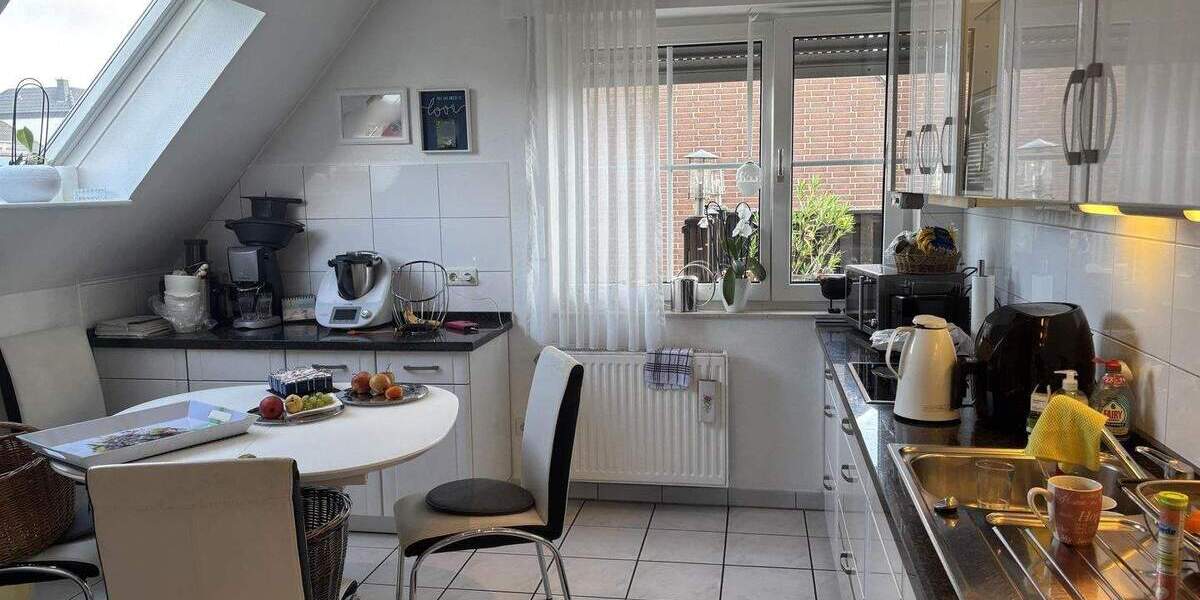 Mehrfamilienhaus, Wohnhaus Krefeld Traar - 3 Zimmer, 100 m&sup2;, 455.000&euro; | Angebot:25693362