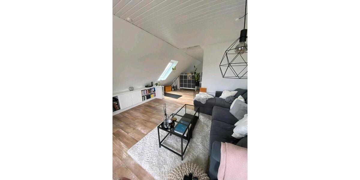 Dachgeschoßwohnung Bottrop Feldhausen - 1.5 Zimmer, 55 m&sup2;, 495&euro; | Angebot:26329327