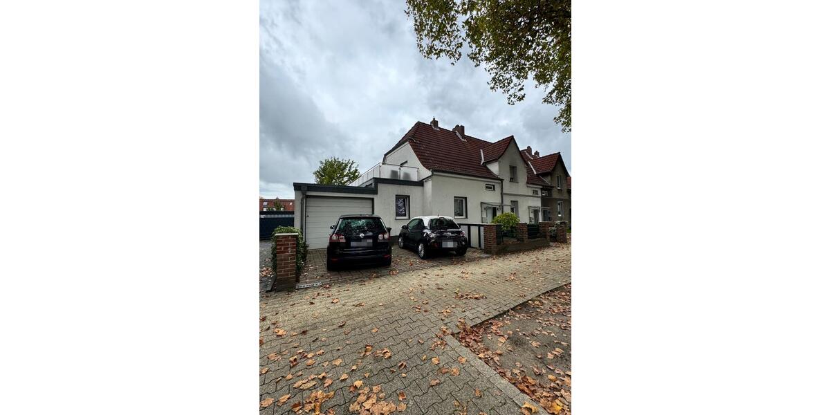 Reiheneckhaus Einfamilienhaus mit großem Garten & großer Garage zimmer