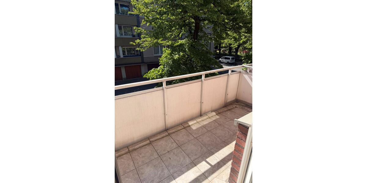 Etagenwohnung Duisburg Duisburg-Mitte - 1 Zimmer, 30 m&sup2;, 240&euro; | Angebot:26378873