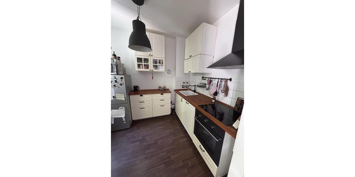 Erdgeschoßwohnung Essen Stadtbezirk III - 2.5 Zimmer, 50 m&sup2;, 434&euro; | Angebot:26389106
