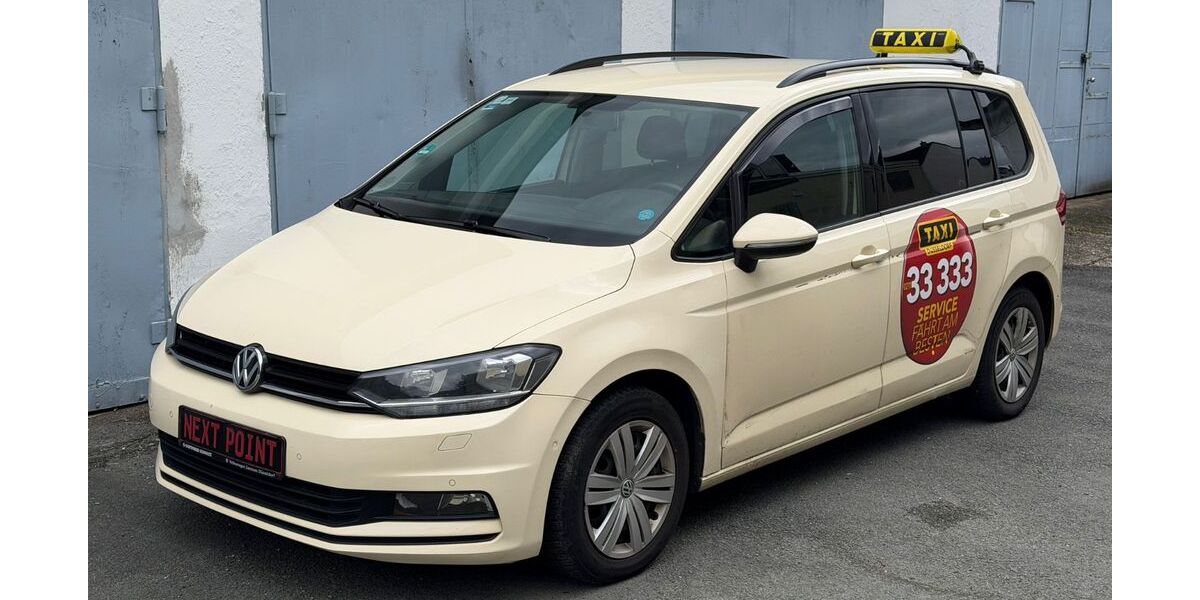 VW Touran 294.500 km 5.400 &euro; Düsseldorf 40468