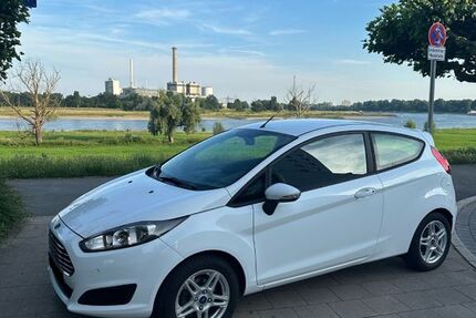 Ford Fiesta 123.500 km 5.190 &euro; Düsseldorf 40549