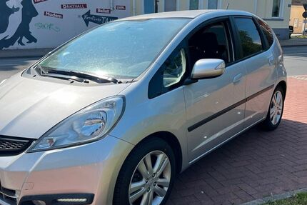 Honda Jazz 241.000 km 4.990 &euro; Recklinghausen 45657